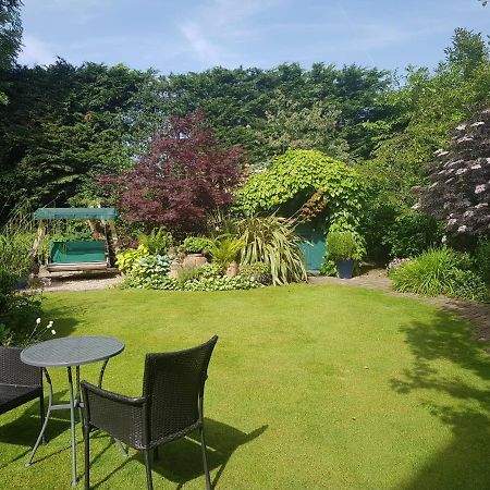 Alma House Bed And Breakfast Newbury  Bagian luar foto